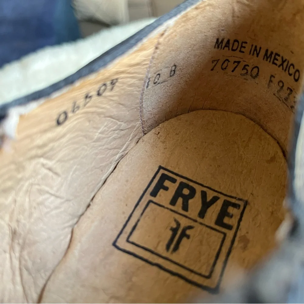 Frye Black Leather Pointed Western Ankle Booties - Picture 8 of 9